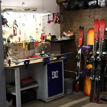 Hotel Skilandhouse 3*