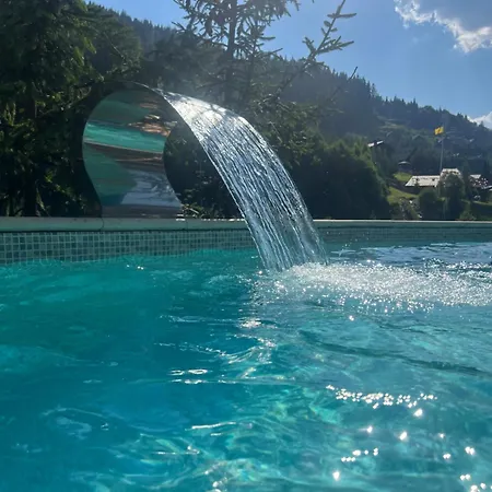 Skilandhouse Hotel 3*