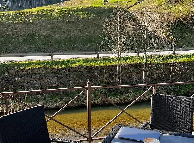 Skilandhouse Hotell
