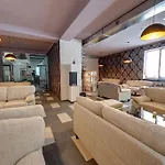 Skilandhouse 3*