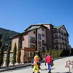 Skilandhouse 3*